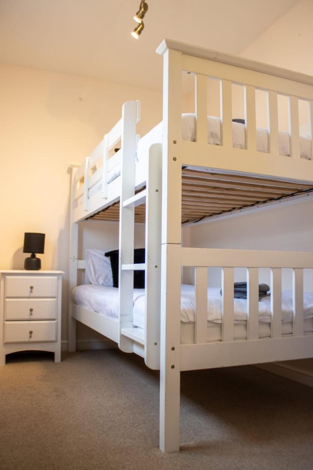 Harvest House With Games Holiday home